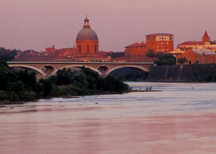 Home AppartHotel Toulouse
